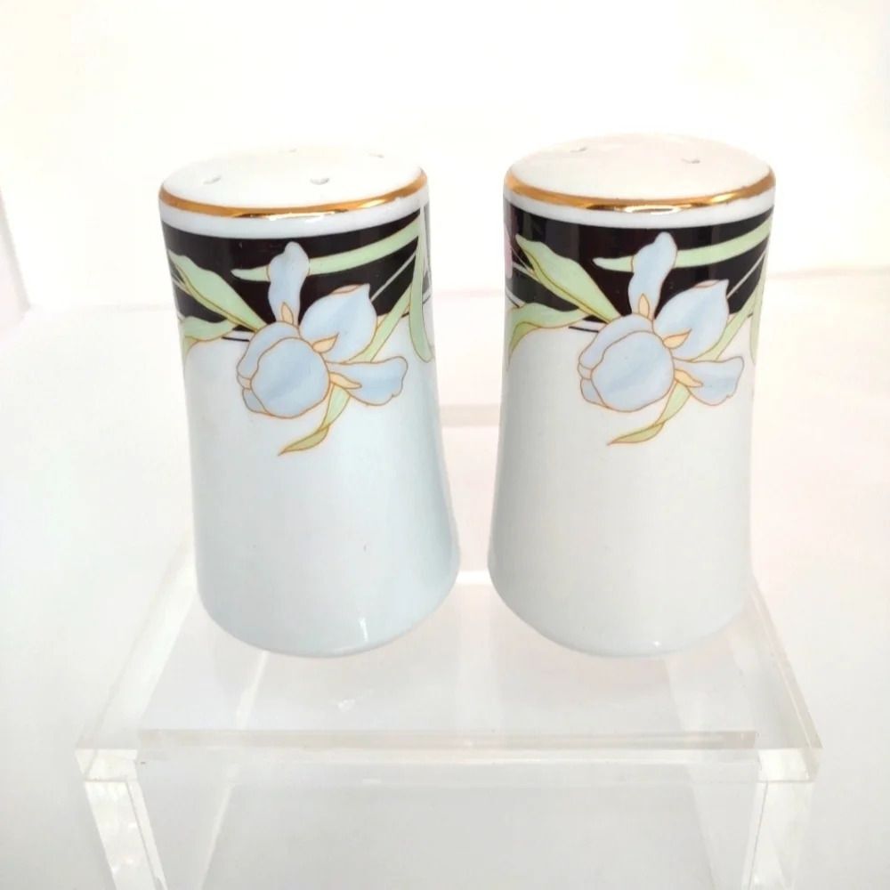Fairfield Vanessa Salt and Pepper Shaker Set